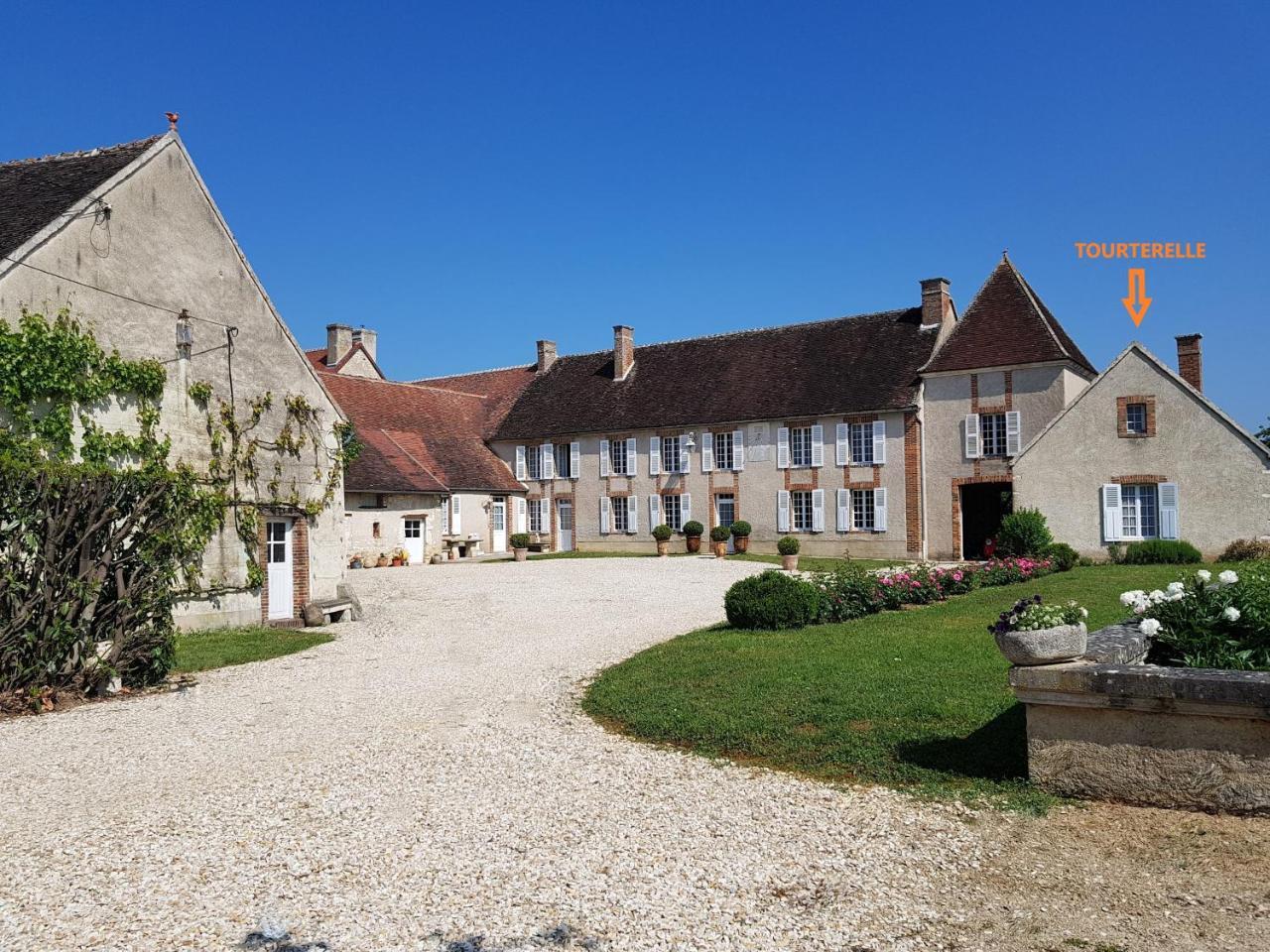 Tourterelle, à proximité de Auxerre et Chablis Villa Hauterive  Exterior foto